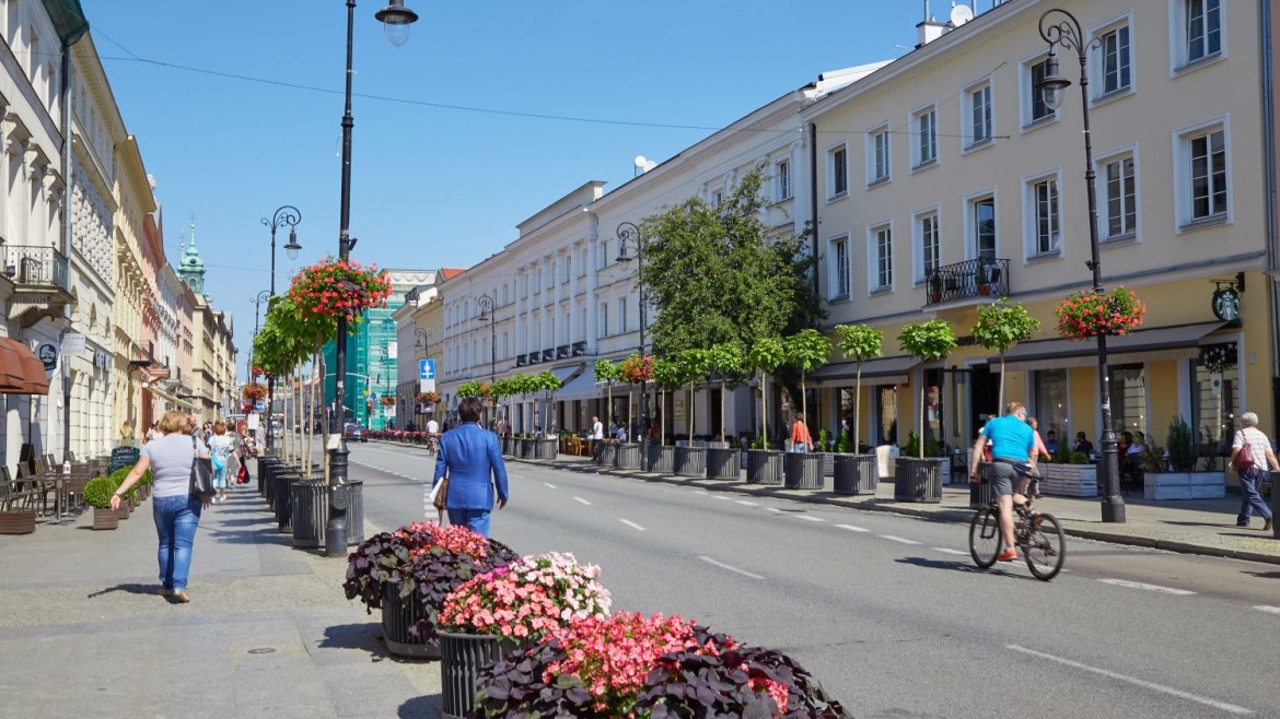 Ceny mieszkań w Warszawie i okolicach na podstawie Raportu lokalnego Nieruchomosci-online.pl